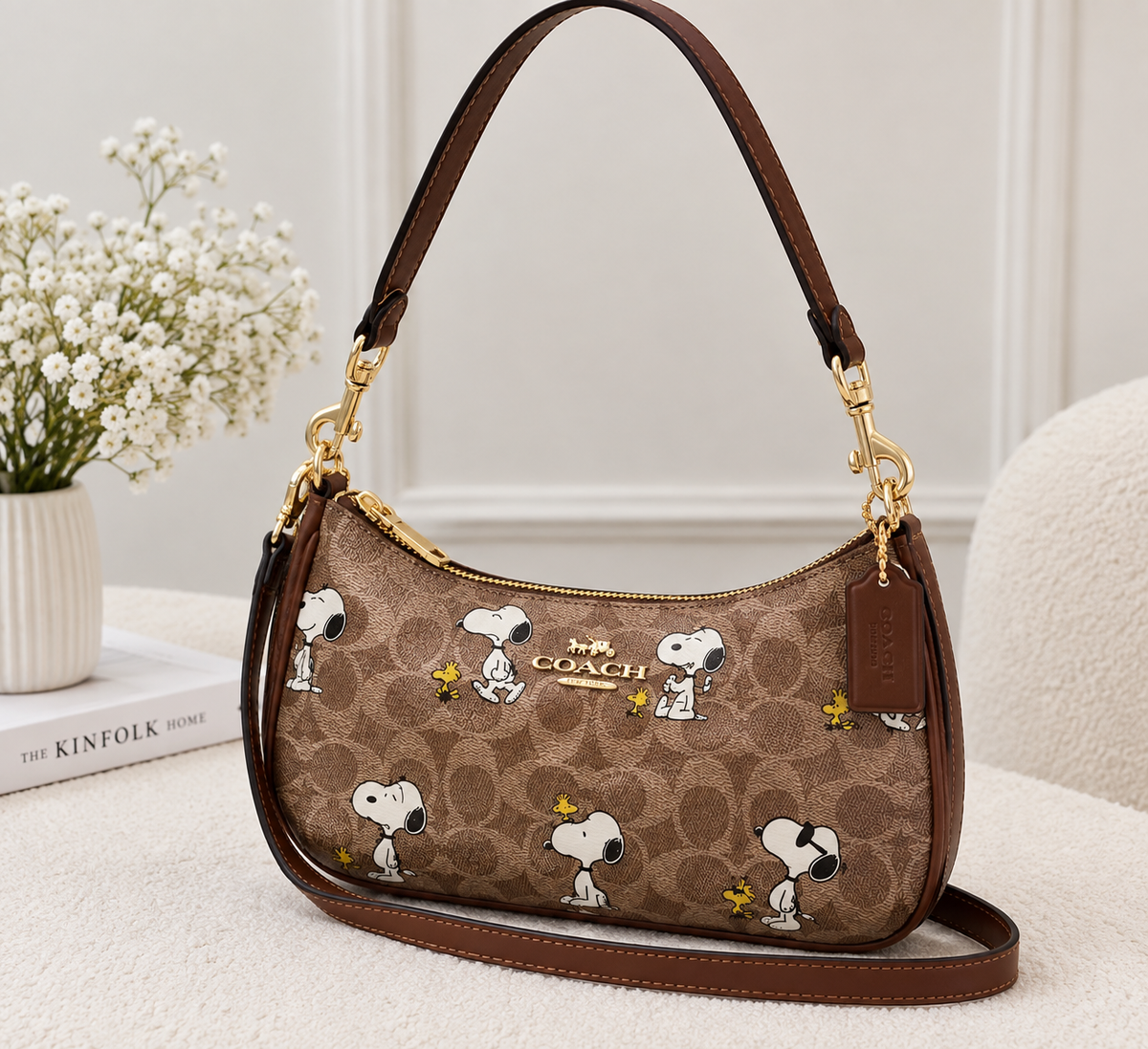 PEANUTS Teri Shoulder Bag